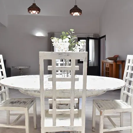 Holiday home Sunny Bungalow In Front Of The Sea 3 Bedrooms Costa Teguise