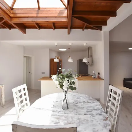 Sunny Bungalow In Front Of The Sea 3 Bedrooms Costa Teguise